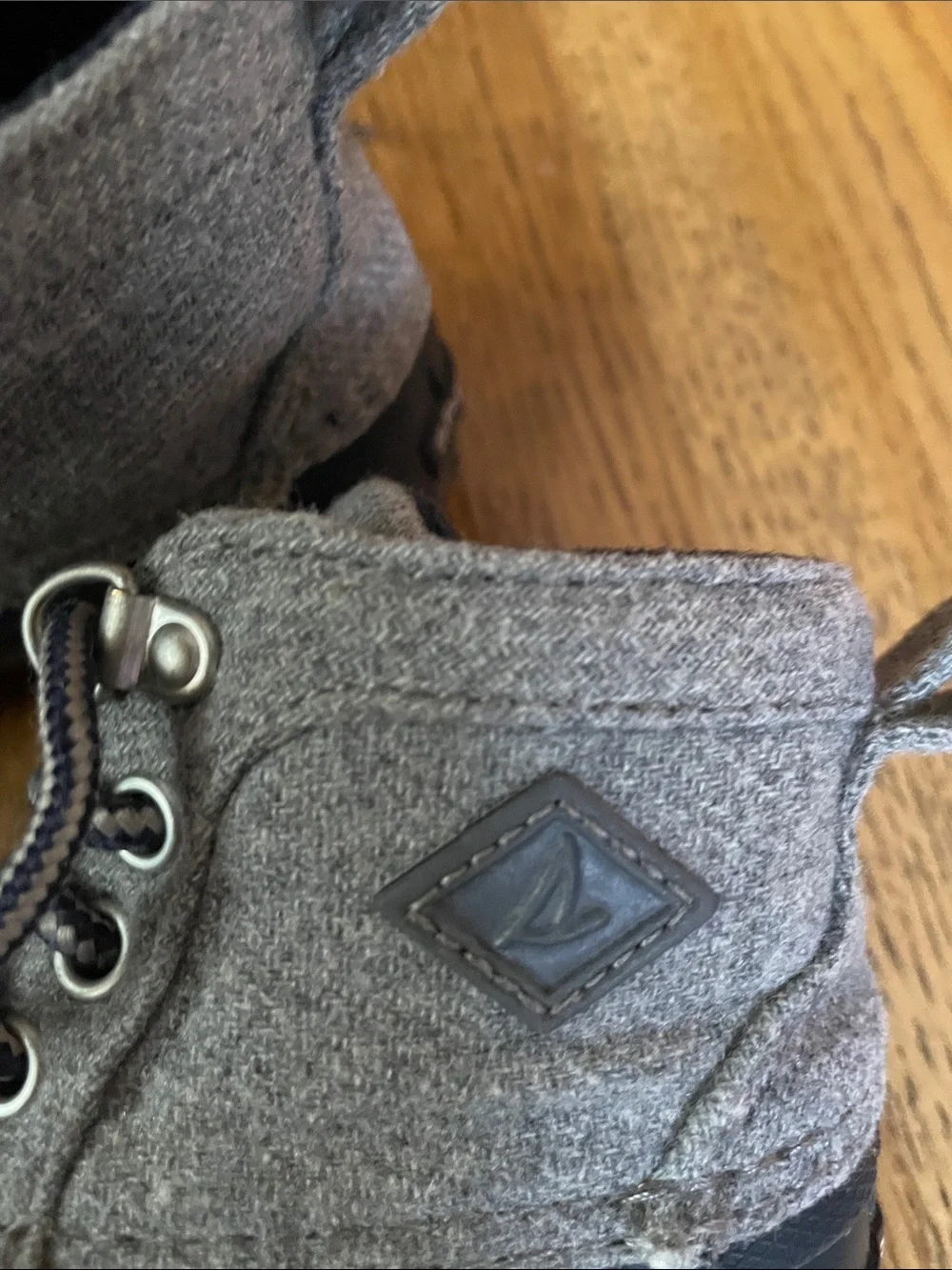 Sperry Kids Gray and Black Duck-Style Boots size 7